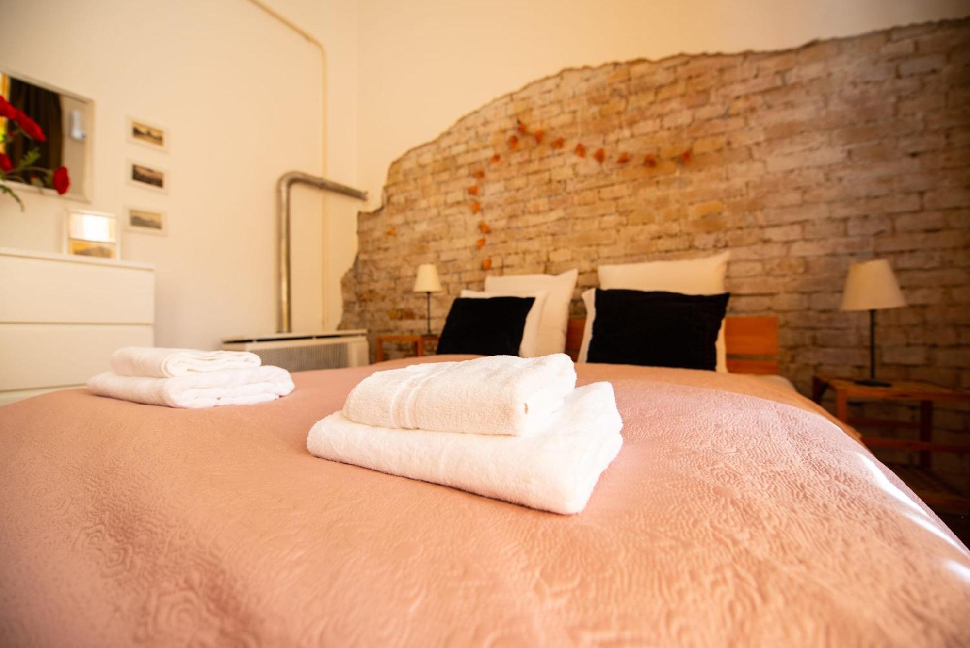 Ultra Central Cosy Ac Apartment بودابست المظهر الخارجي الصورة