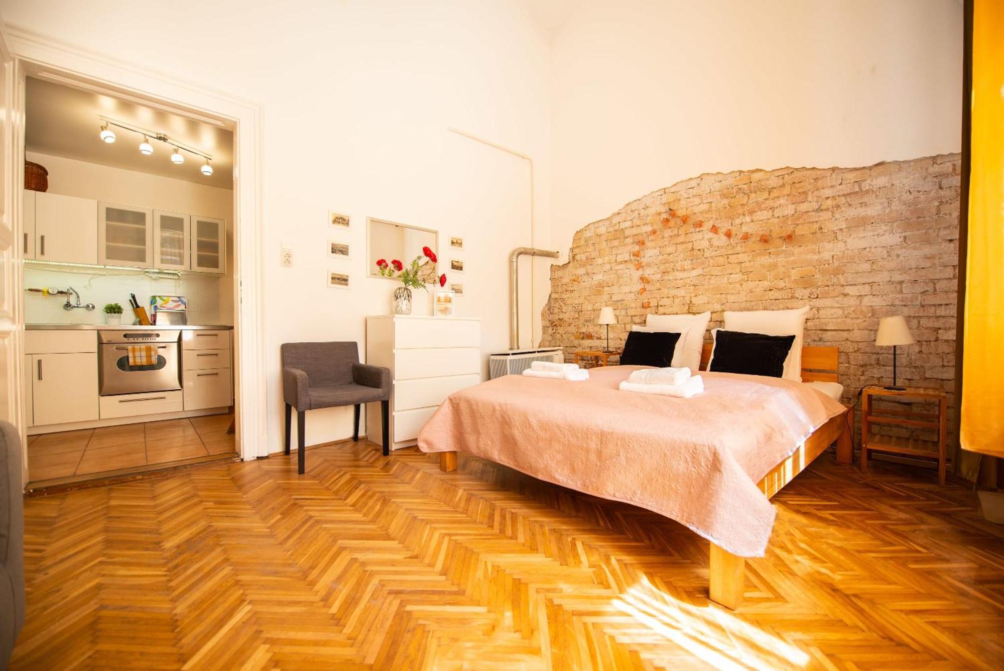Ultra Central Cosy Ac Apartment بودابست المظهر الخارجي الصورة
