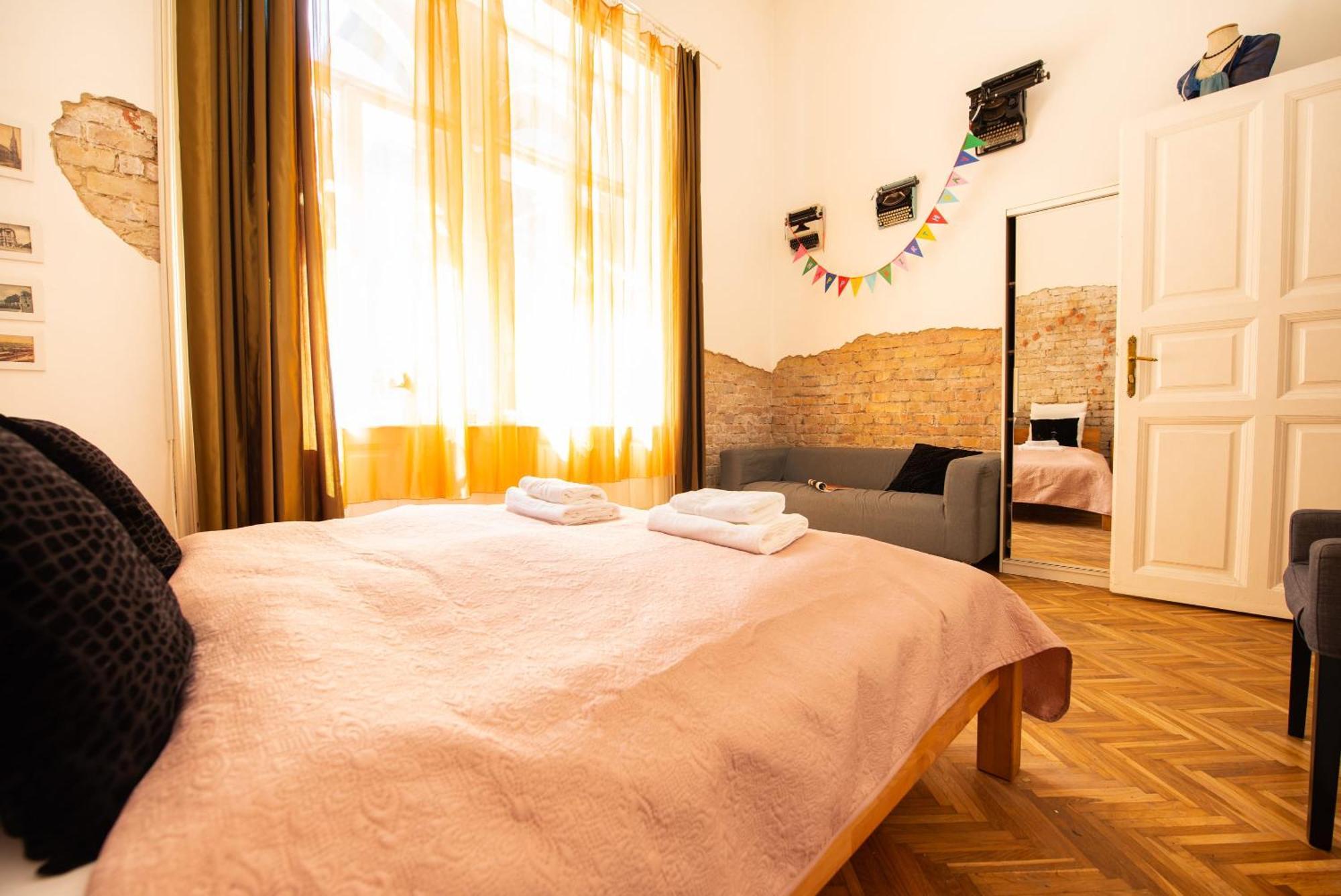 Ultra Central Cosy Ac Apartment بودابست المظهر الخارجي الصورة