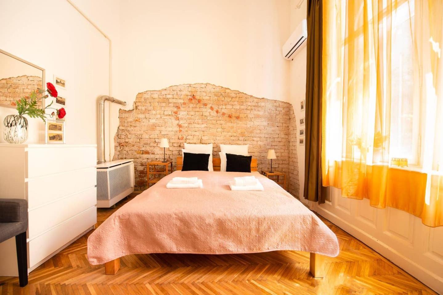Ultra Central Cosy Ac Apartment بودابست المظهر الخارجي الصورة